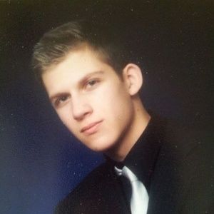 Meet your Posher, Nicholas